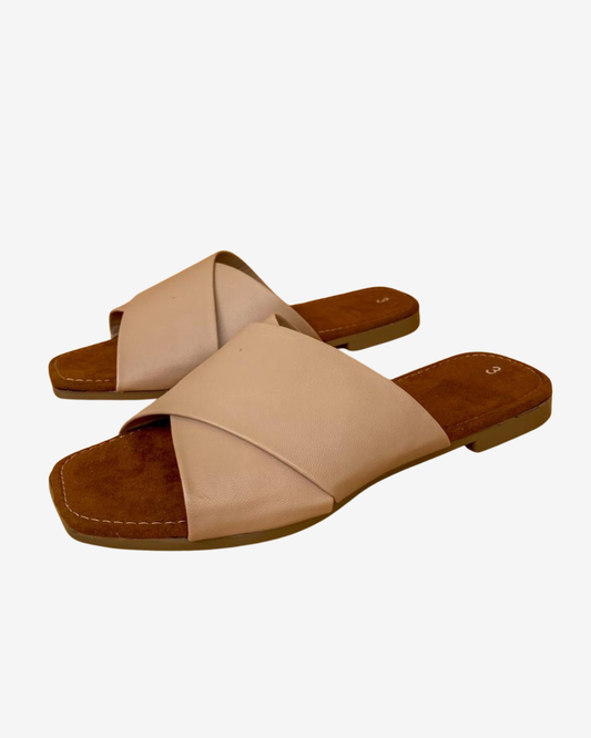 Lia Beige